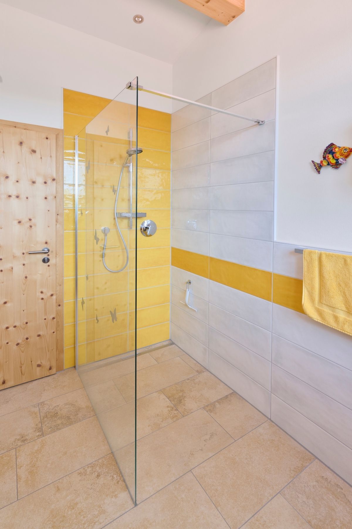 Wellnessbad & Walk-in-Dusche – hochwertige Armaturen & Keramik